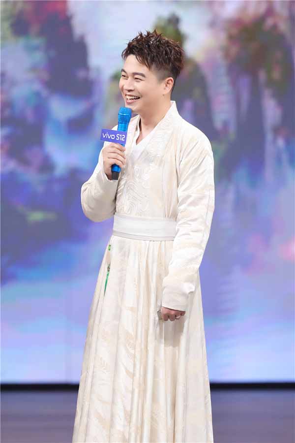 沈涛1.jpg